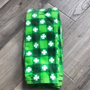 Storehouse St. Patrick's Day Lucky Shamrock Clovers Kitchen Towels- 2 PC